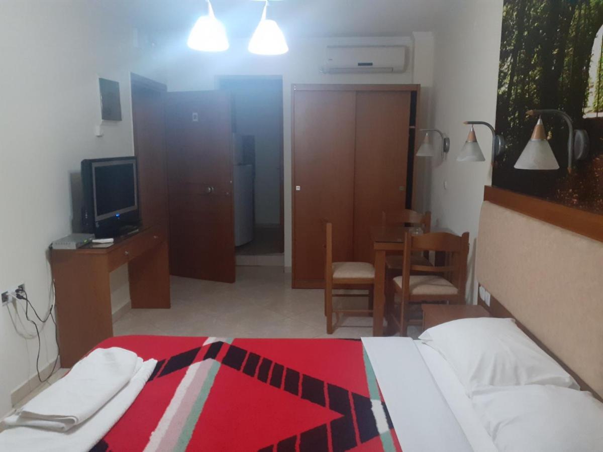 Balkan House Potos Ngoại thất bức ảnh