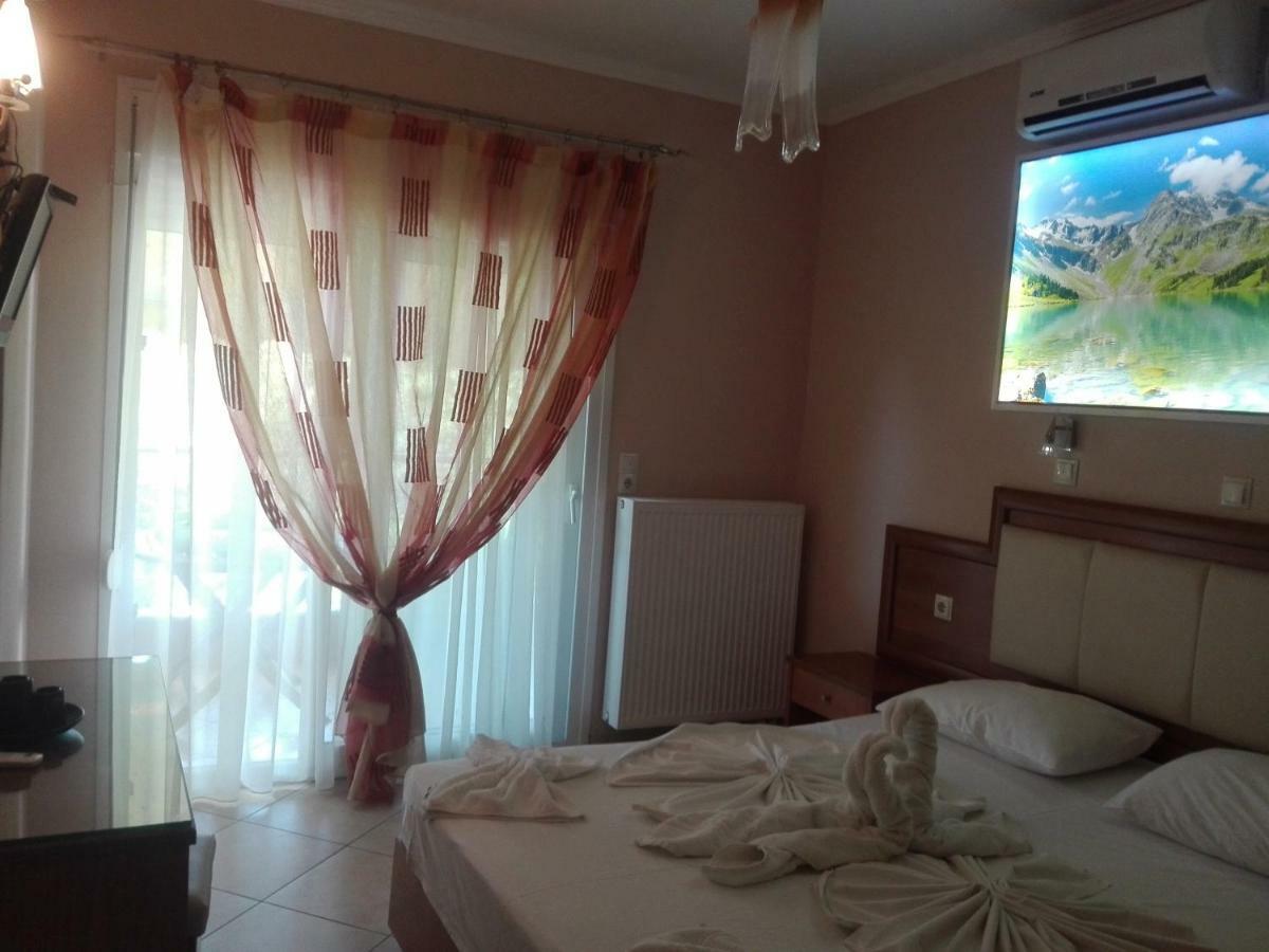 Balkan House Potos Ngoại thất bức ảnh